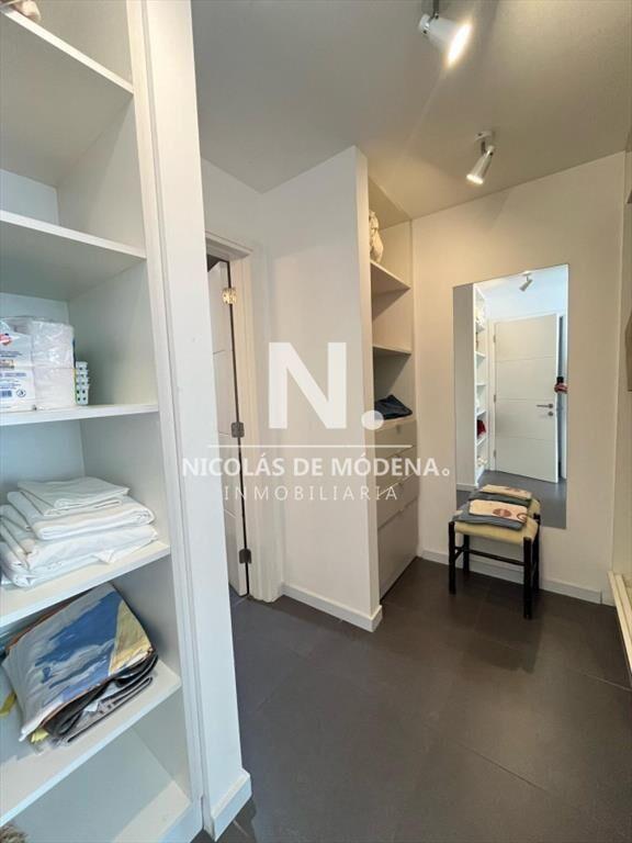 En venta apartamento de 2 dormitorios en suite en
