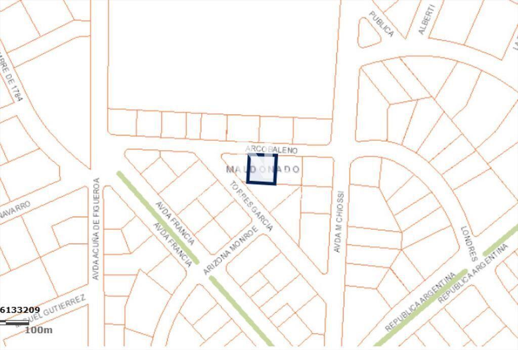 Vende terreno de 900m2, en Mansa, Punta del Este.