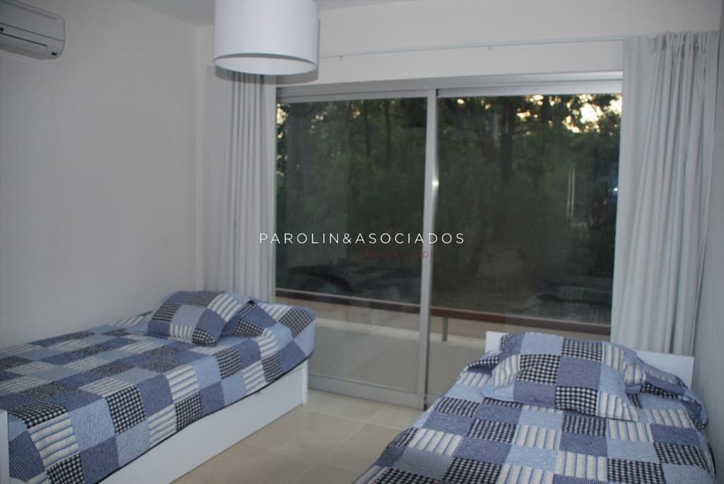 Casa en venta de 4 dormitorios en Solanas, Punta