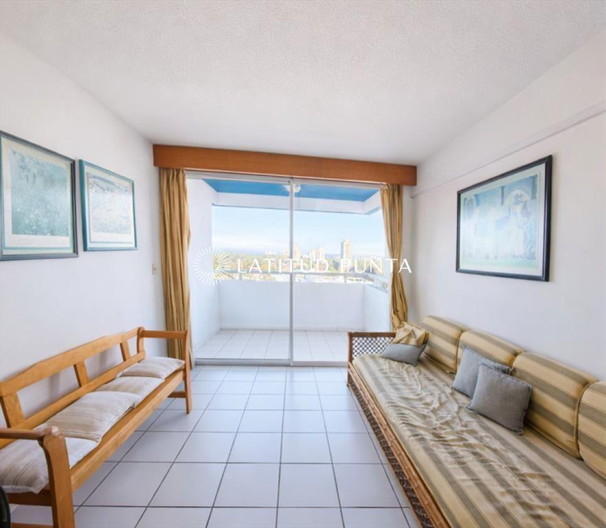 Apartamento de 3 dormitorios en Roosevelt