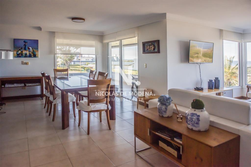 En venta Elegante apartamento en San Rafael, del