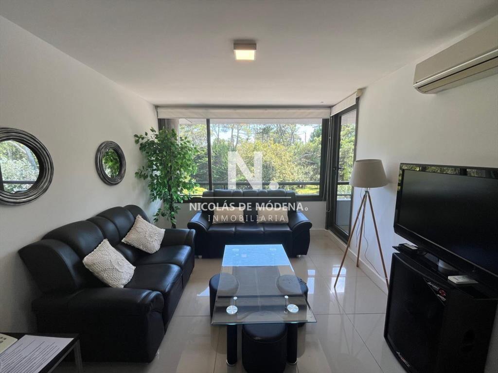 Departamento de 1 dormitorio en venta en zona