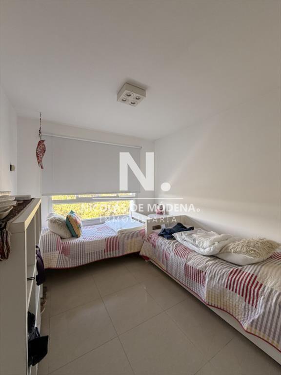 Vende departamento de 2 dormitorios en Punta del