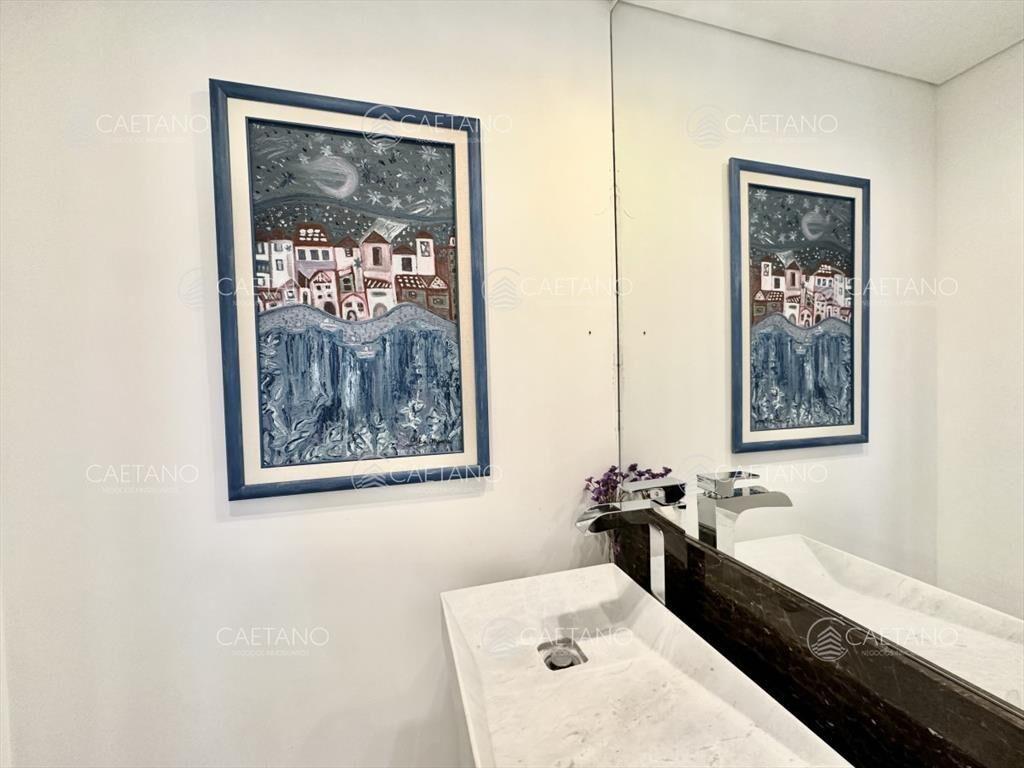 Venta Departamento Semi Piso - 5 Dormitorios + -
