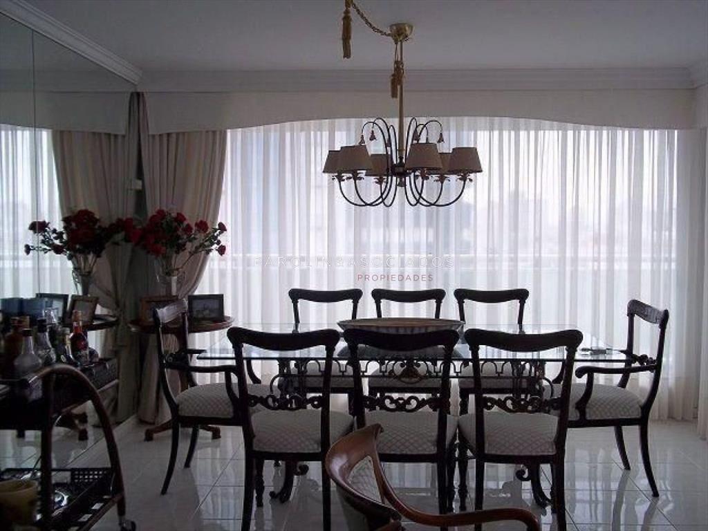 Apartamento en venta de 3 dormitorios en Puerto