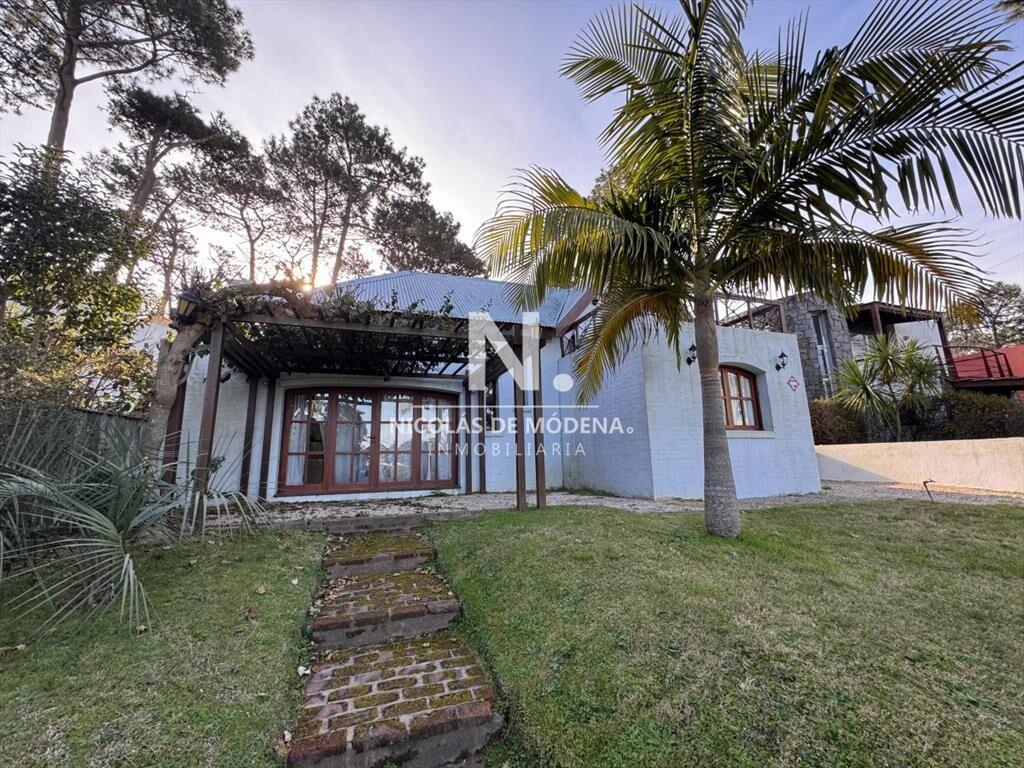 En venta Casa en Montoya, de 3 dormitorios, comodidad y tra