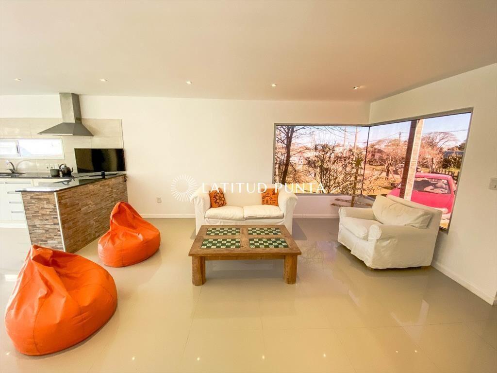 Casa moderna en Balneario Buenos Aires