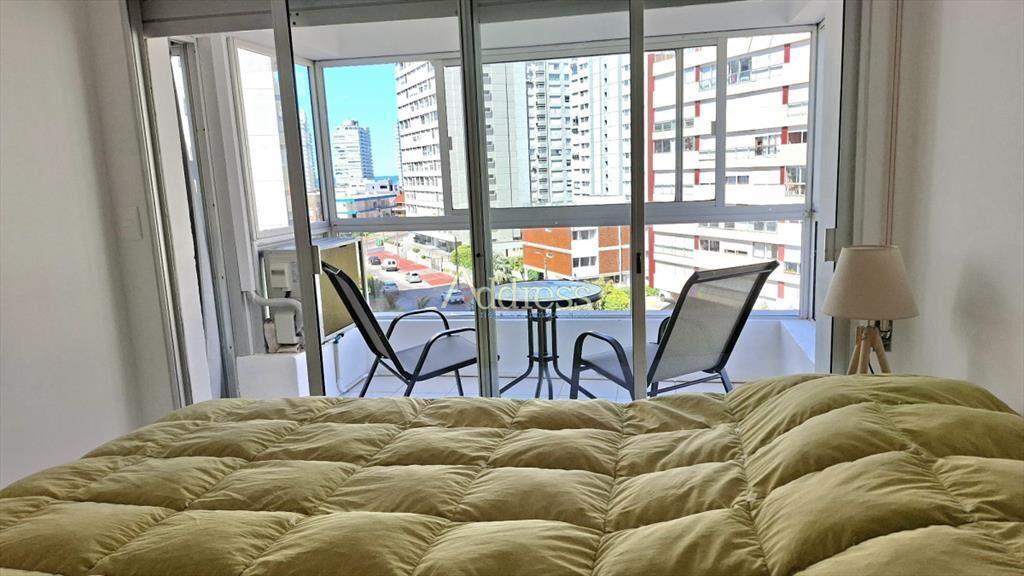 Apartamento de 1 dormitorio y medio en alquiler