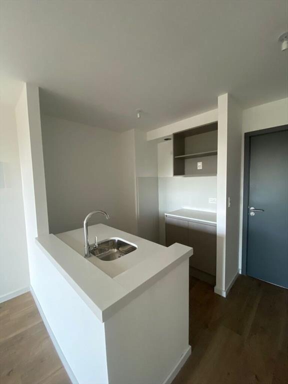 LOFT PISO ALTO SOBRE AV. DE LAS AMÉRICAS