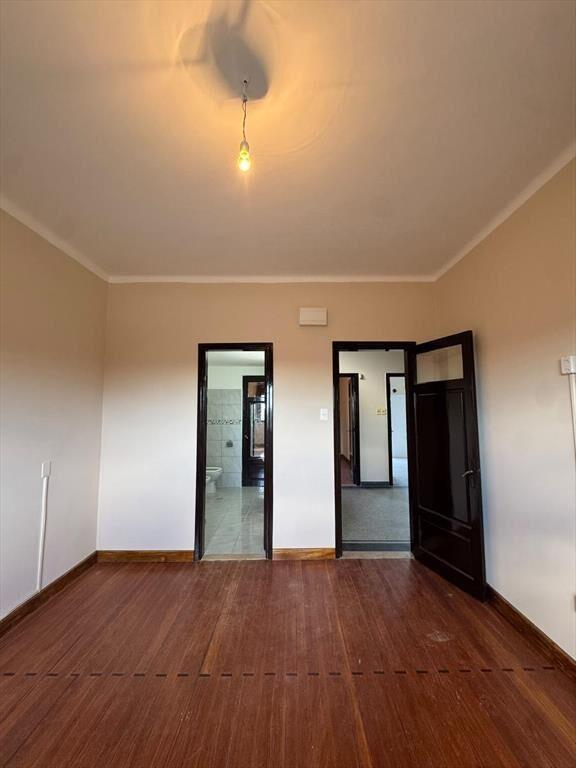 Alquiler Casa de altos 2 dormitorios con balcón a Gral. Flo