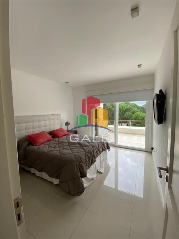 Hermoso apartamento en Solanas