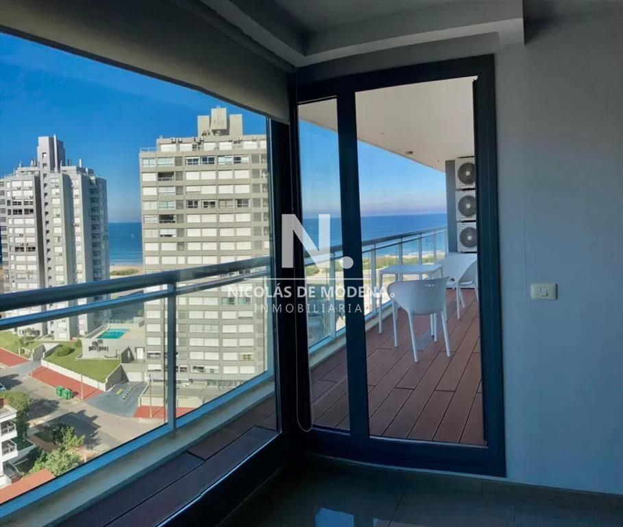 Apartamento de 3 dormitorios en venta, Torre Onix
