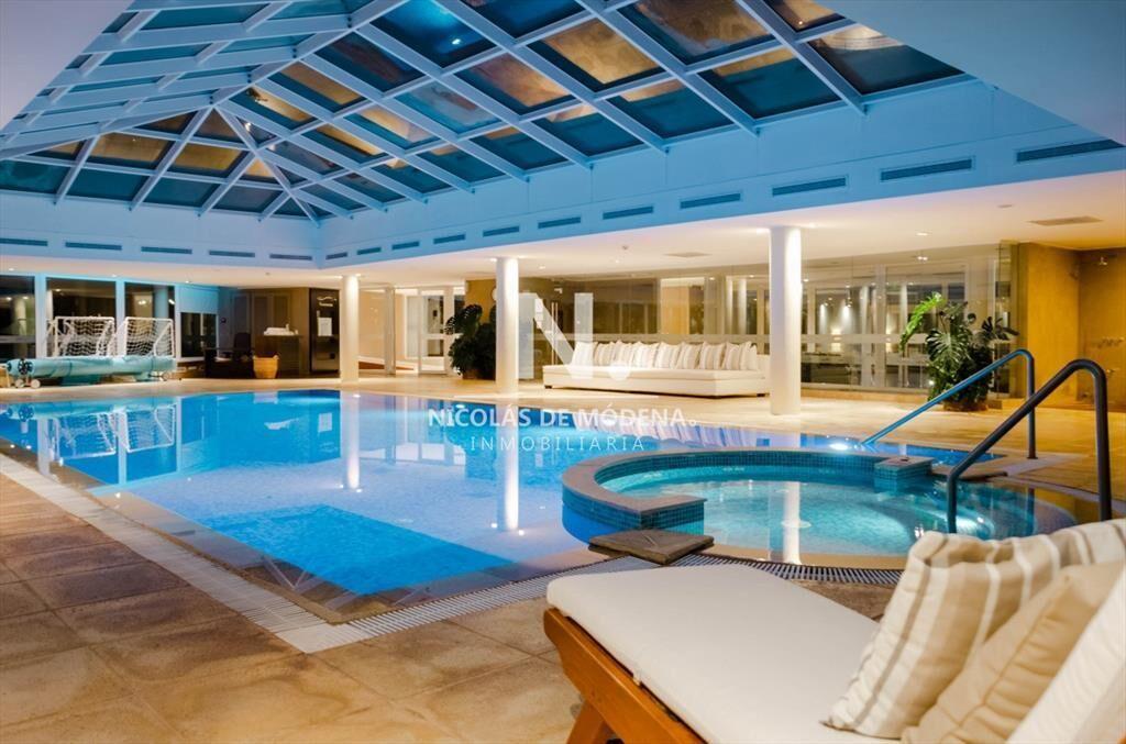 Espectacular Penthouse en venta frente al mar - -