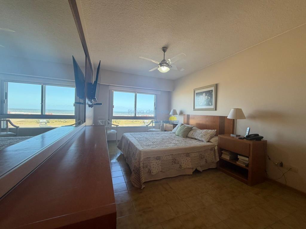 Apartamento en venta de 2 dormitorios en Punta ,