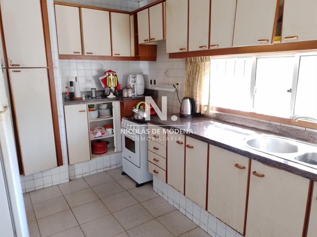 Alquila chalet de 4 dormitorios En zona residencial a metro