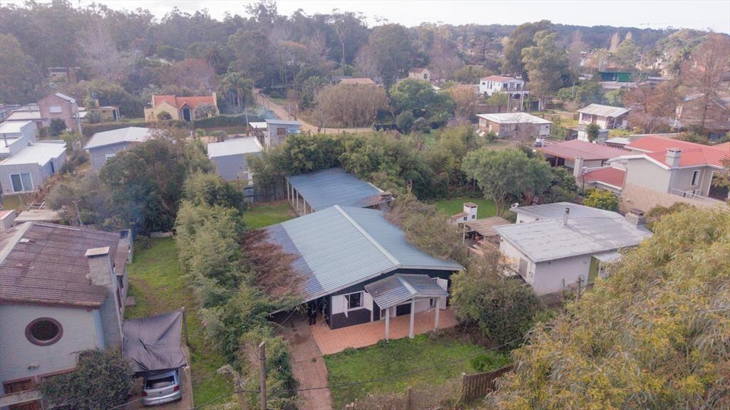 Casa en Venta en El Tesoro: 3 Dormitorios + Apartamento Ind