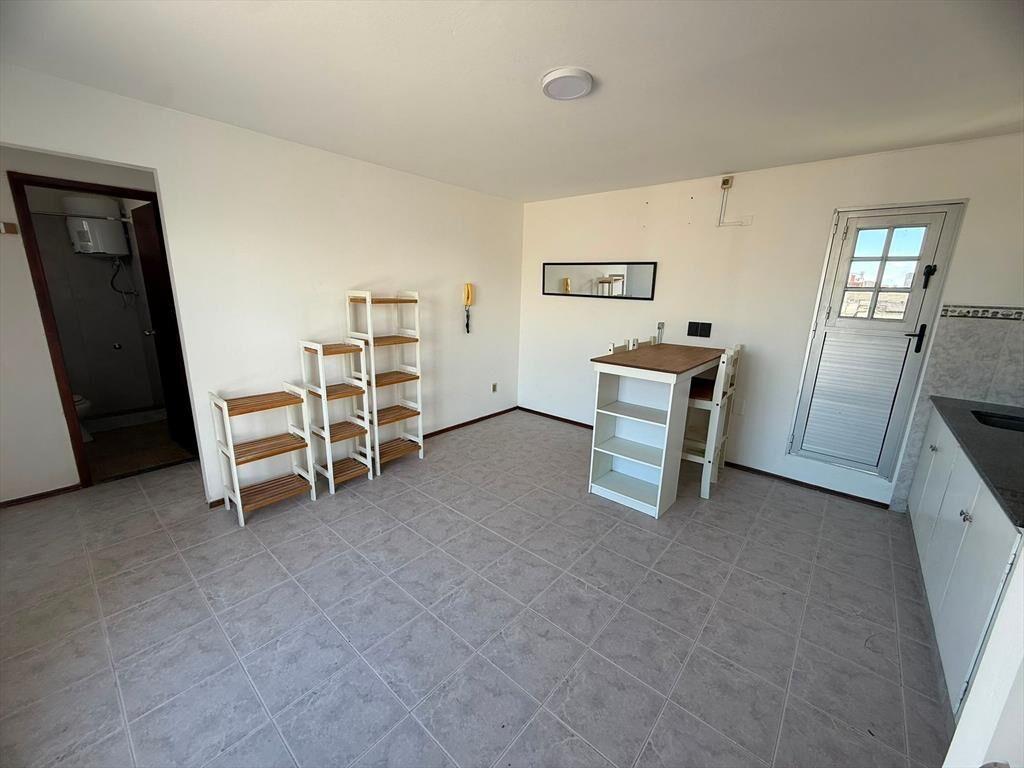 ALQUILER APARTAMENTO 1 DORM. CON TERRAZA POCITOS