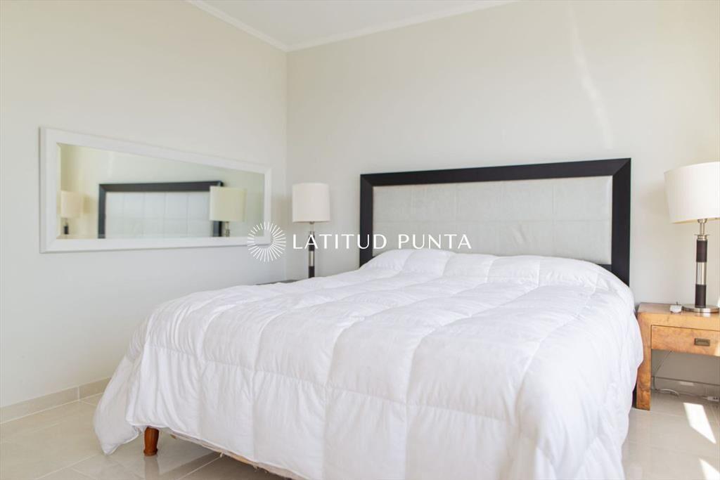 Apartamento esquinero en Le Jardin, 3 suites más