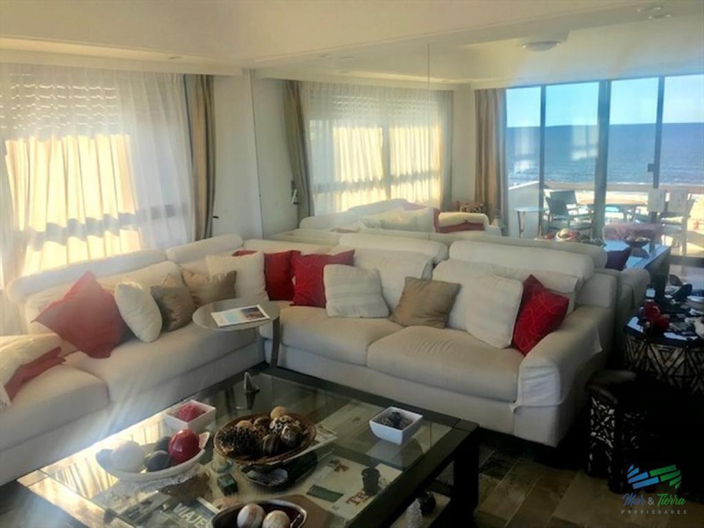 Apartamento 3 dormitorios, en primera línea, del