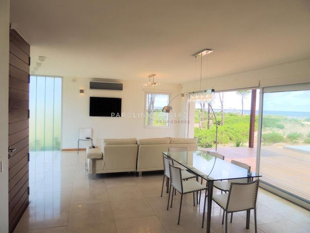 CASA DE 3 DORMITORIOS EN OCEAN PARK