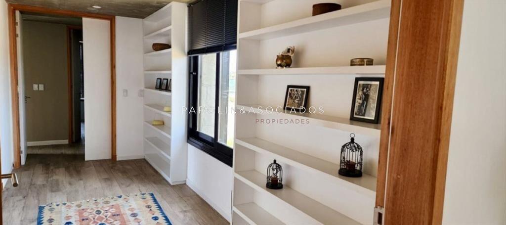 Casa en Venta de 4 Dormitorios en Pueblo Mio,
