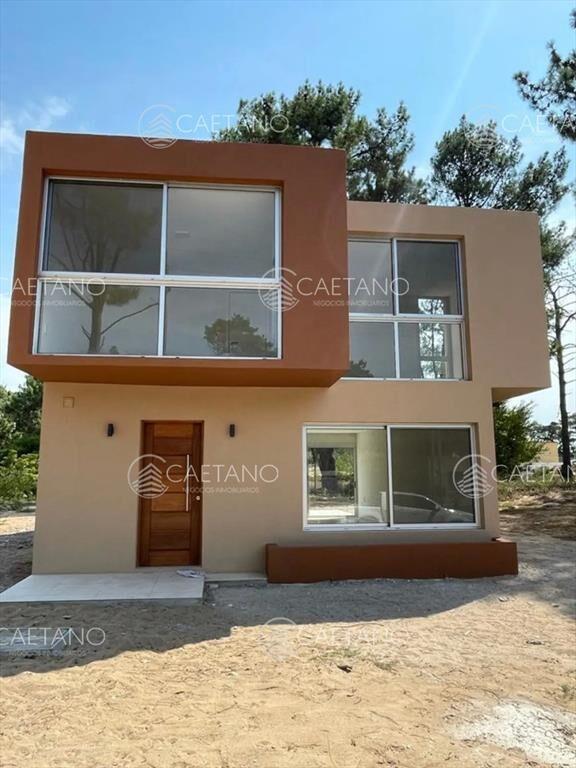 Venta casa 3 dormitorios piedras del chileno