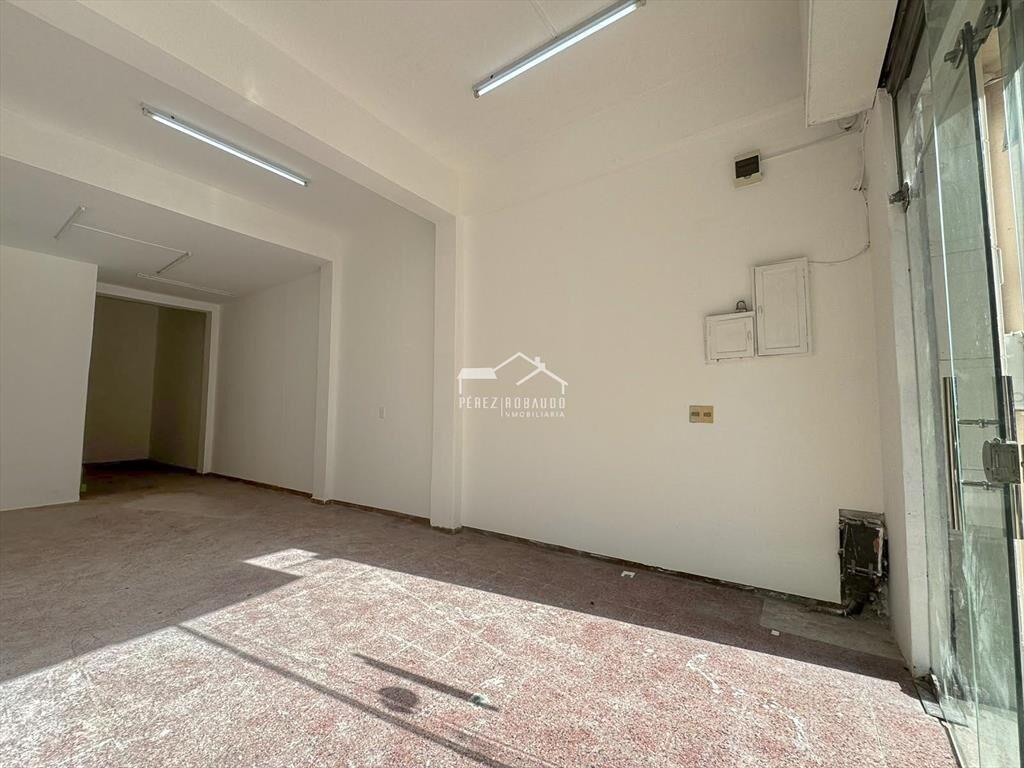 Venta local comercial ubicado al frente - Con Renta 8,40%