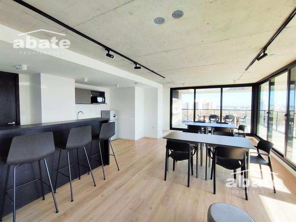 Apartamento 2 dormitorios en Centro con Garage Balcón