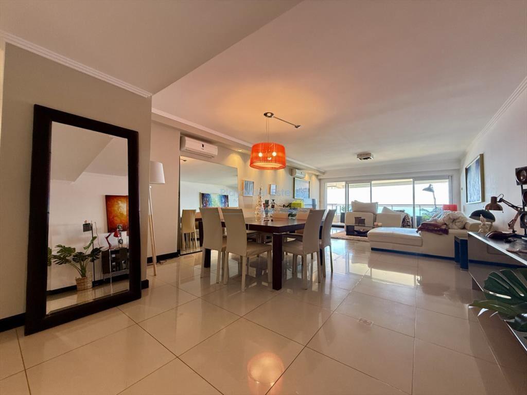 Apartamento en Punta del Este, Brava