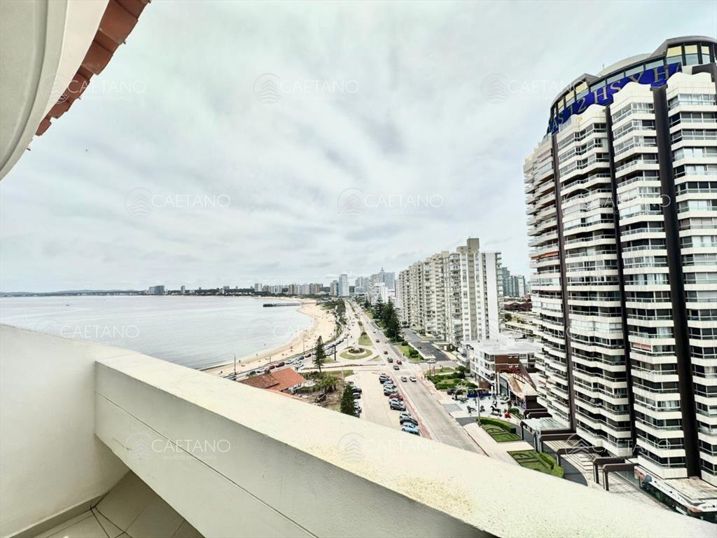 Apartamento 3 dormitorios en alquiler temporal