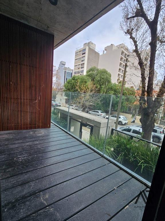 Venta apartamento de 2 dormitorios con RENTA y con coche...