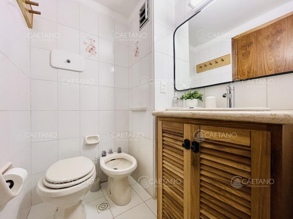 Apartamento de 2 Dormitorios en playa El Emir, -
