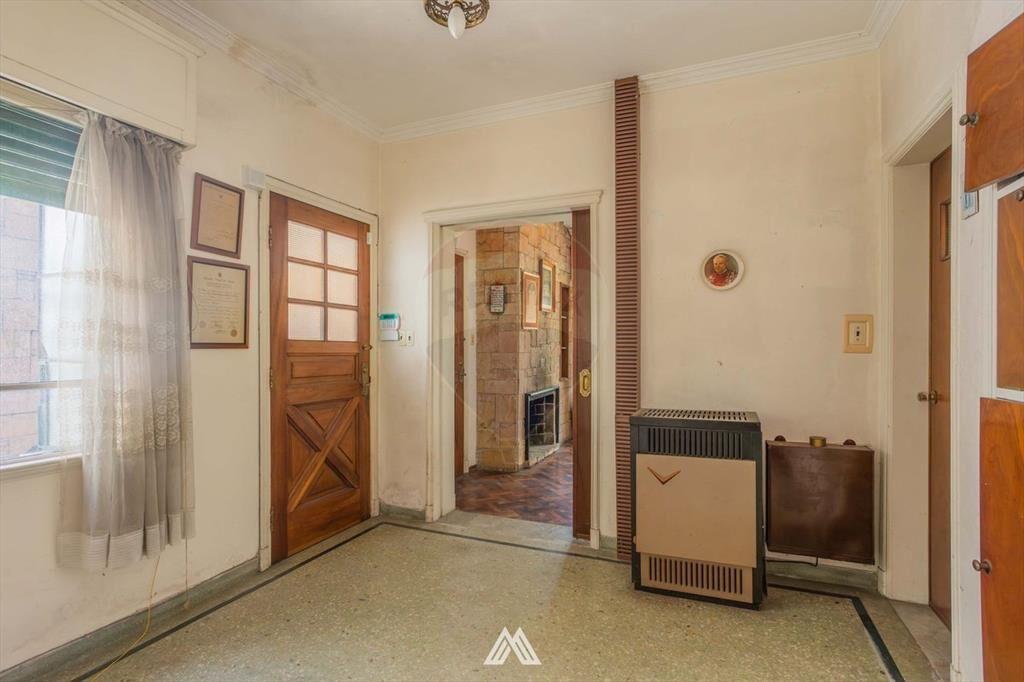 VENTA CASA EN MALVIN 4 DORMITORIOS CON APARTAMENTO