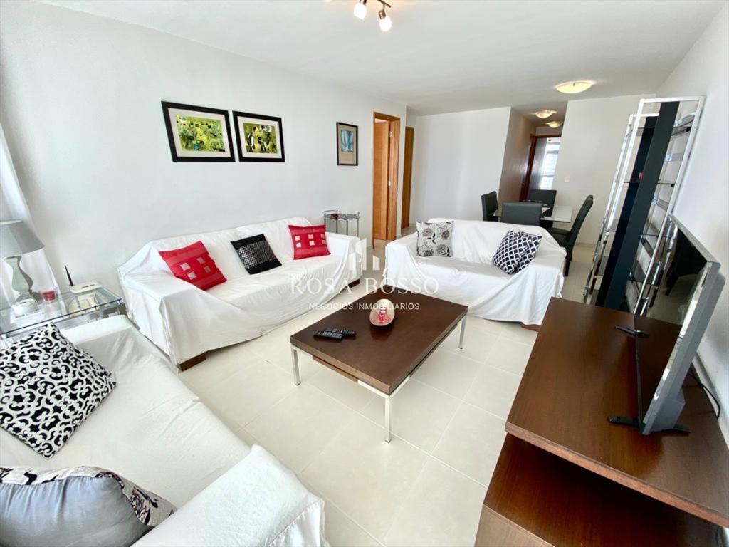 Apartamento en alquiler temporario Playa Mansa 2