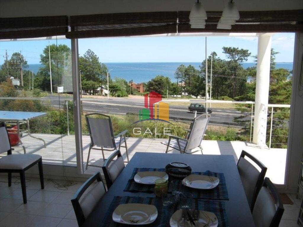 Majestuosa Casa Con Vista En Punta Ballena