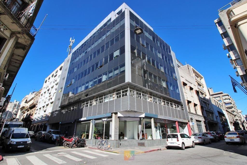 VENTA OFICINA CIUDAD VIEJA