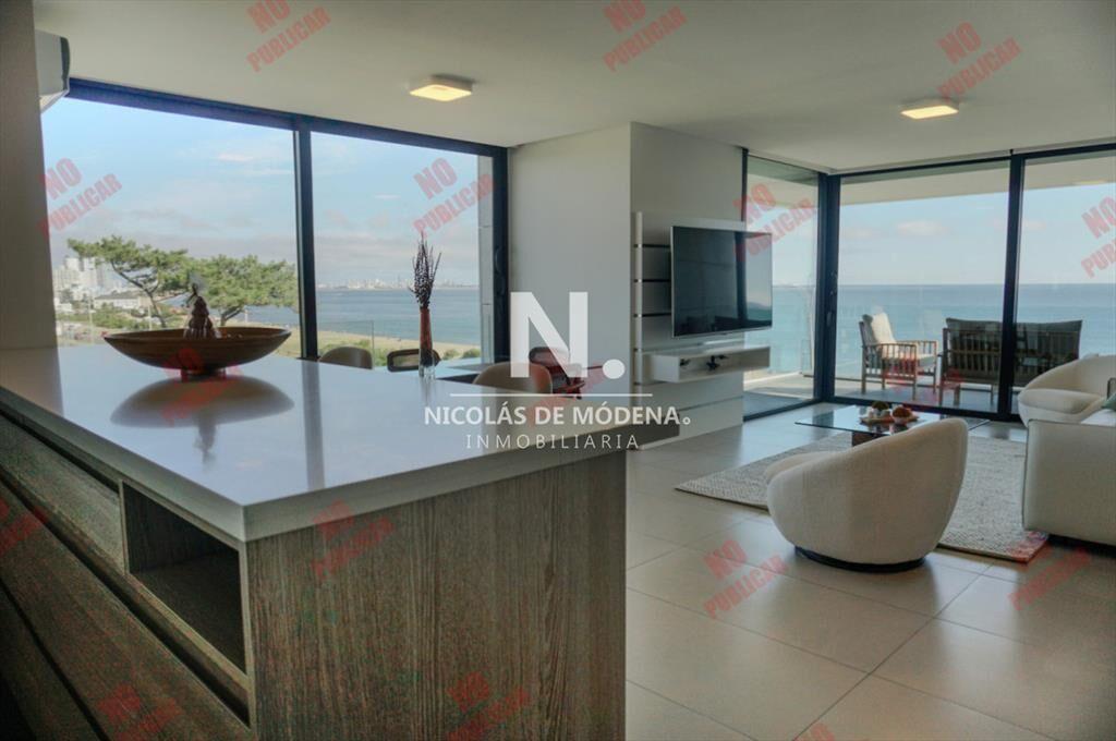 Vende apartamento equipado de 3 dormitorios al ,