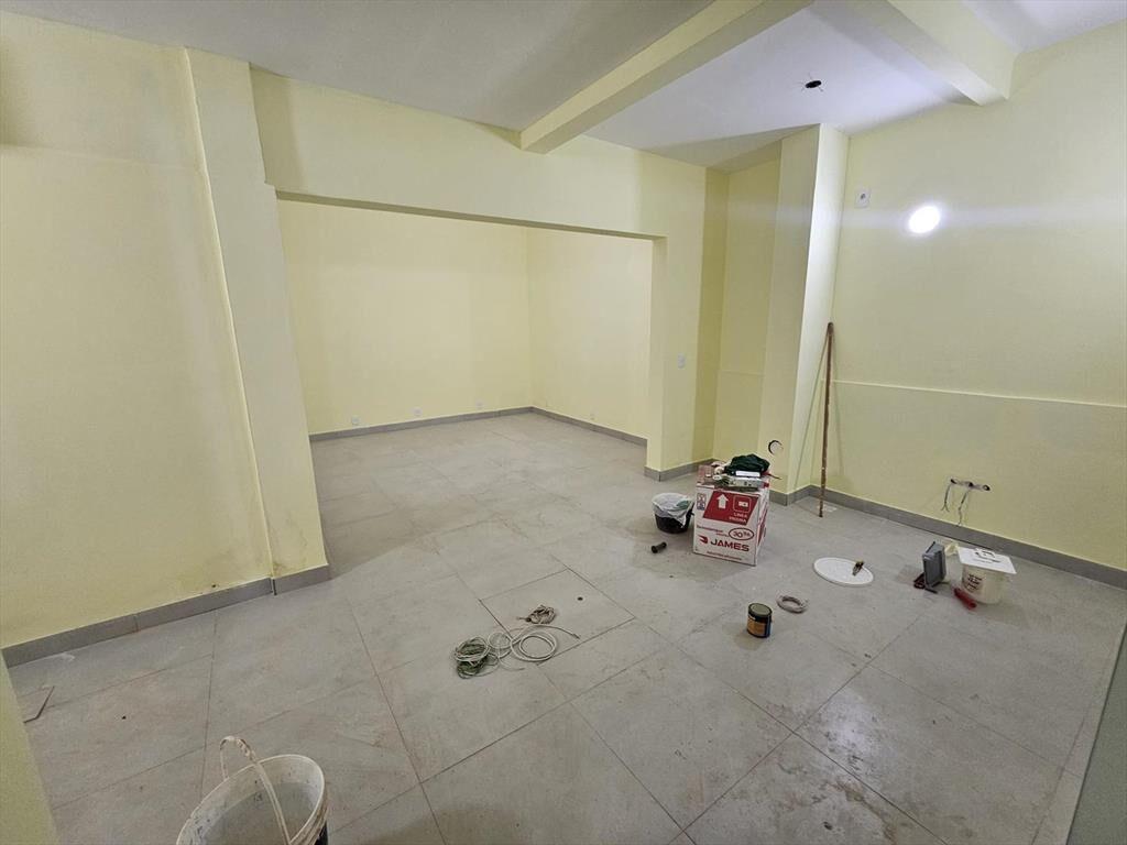 Proximo Av Brasil y Libertad, 120 m2 , 5 mts de frente , es