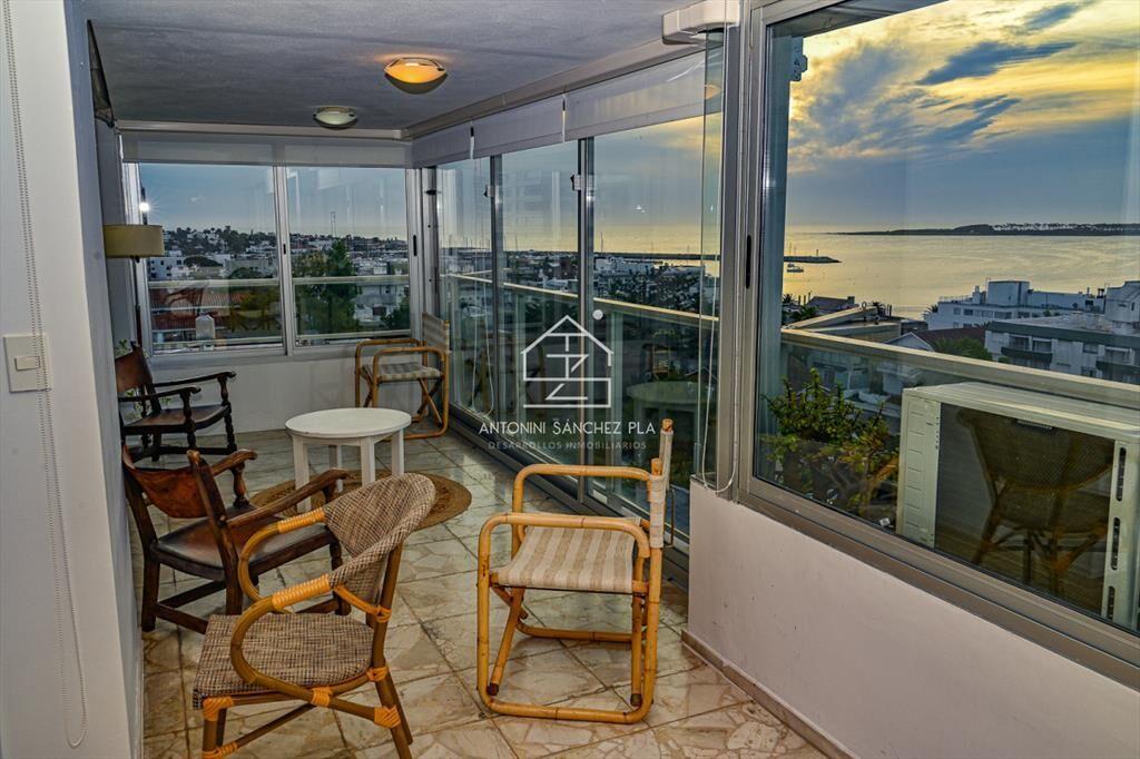 Hermoso Apartamento en Venta en Zona Puerto