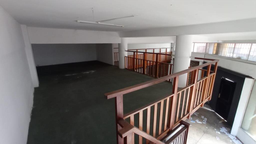 local esquina , Parana y Ciudadela , 80 m2 ,!!