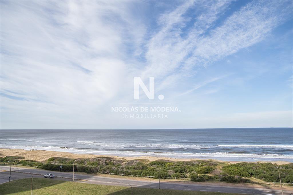 Hermoso Departamento en venta en Torre Lobos.