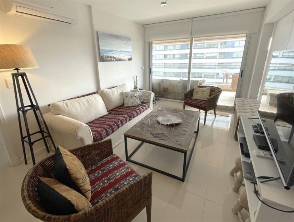 Apartamento en la Brava - Codigo 5382