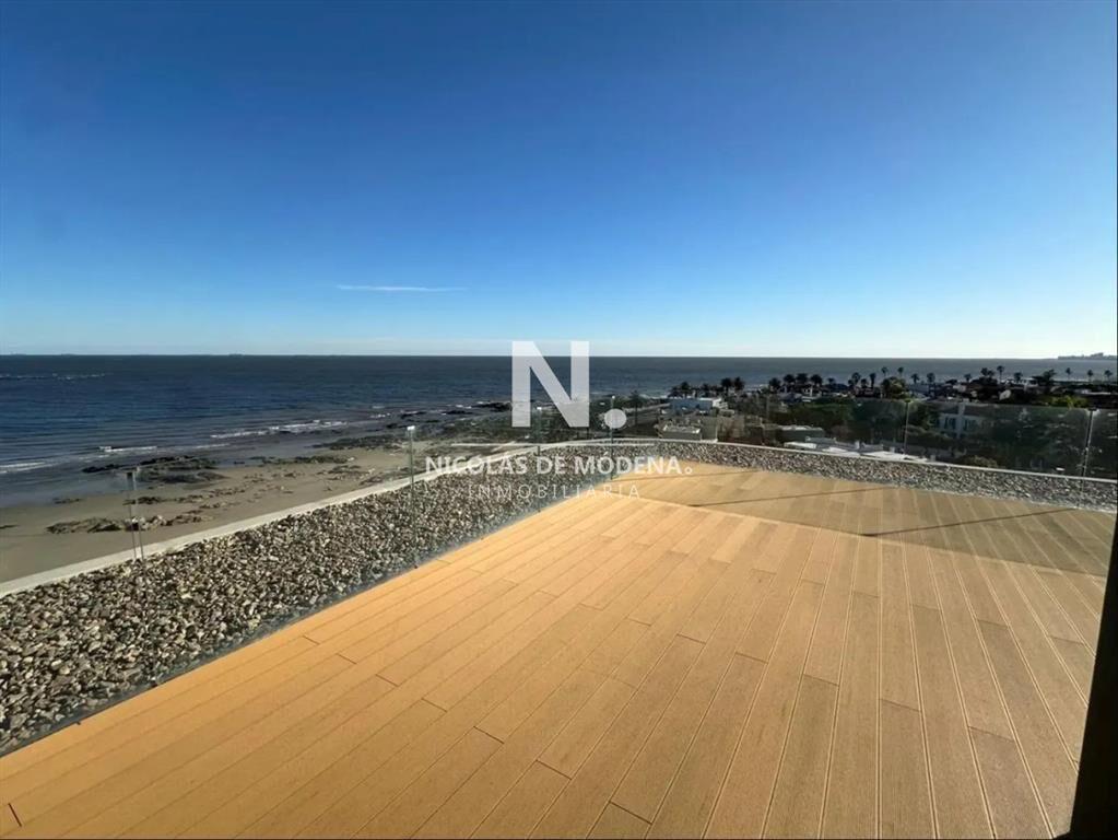Penthause en Venta de 3 Dormitorios frente a la