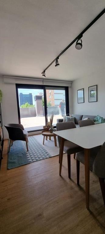 VENTA DE APARTAMENTO DE 2 DORMITORIOS EN BARRIO PUNTA CARRE