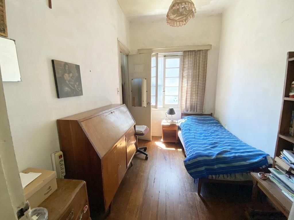 Venta casa de 4 dormitorios, amplio garage y patio en Pocit