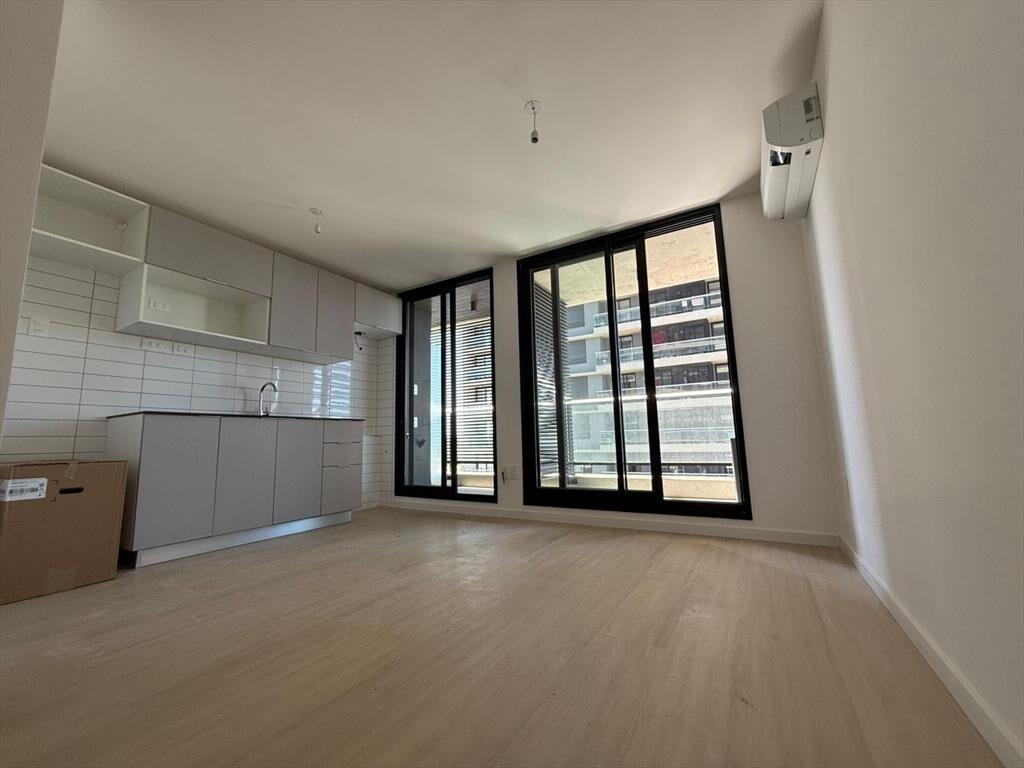 Alquiler apartamento un dormitorio con terraza en Estrell...