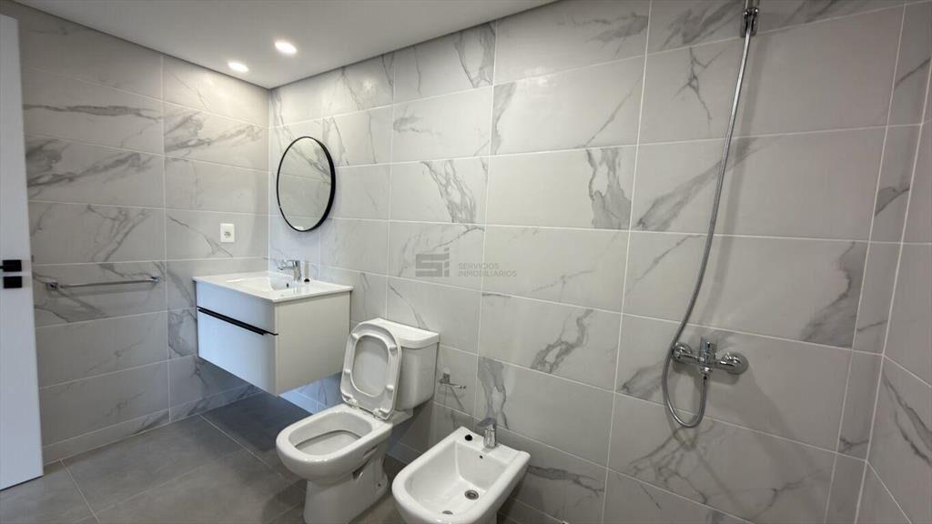 Si Alquila apartamento 1 dormitorio balcón estrena Cordón
