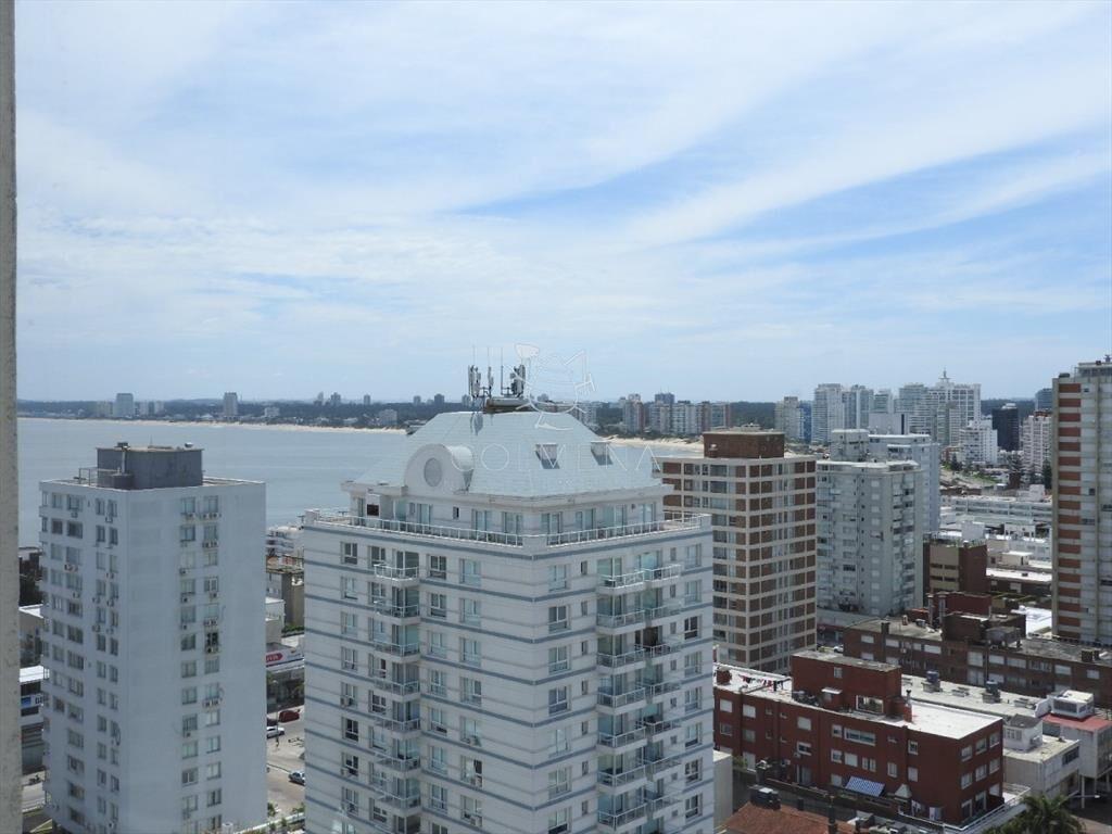 Precioso departamento en pleno corazon de Punta!!