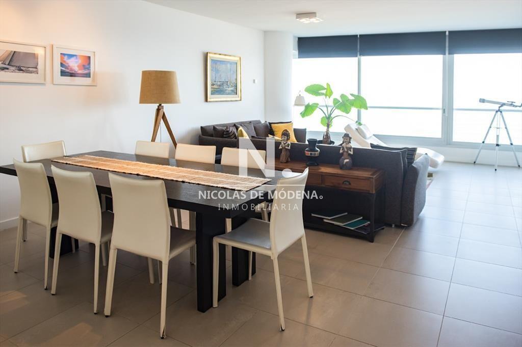 Espectacular departamento frente al mar en venta,