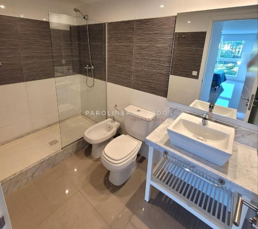 Apartamento en venta de 1 dormitorio en torre -